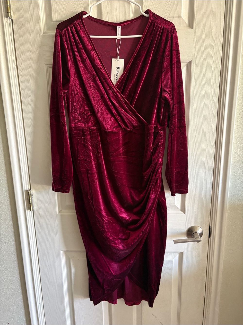 Women's Velvet Wrap Midi Dress in Wine